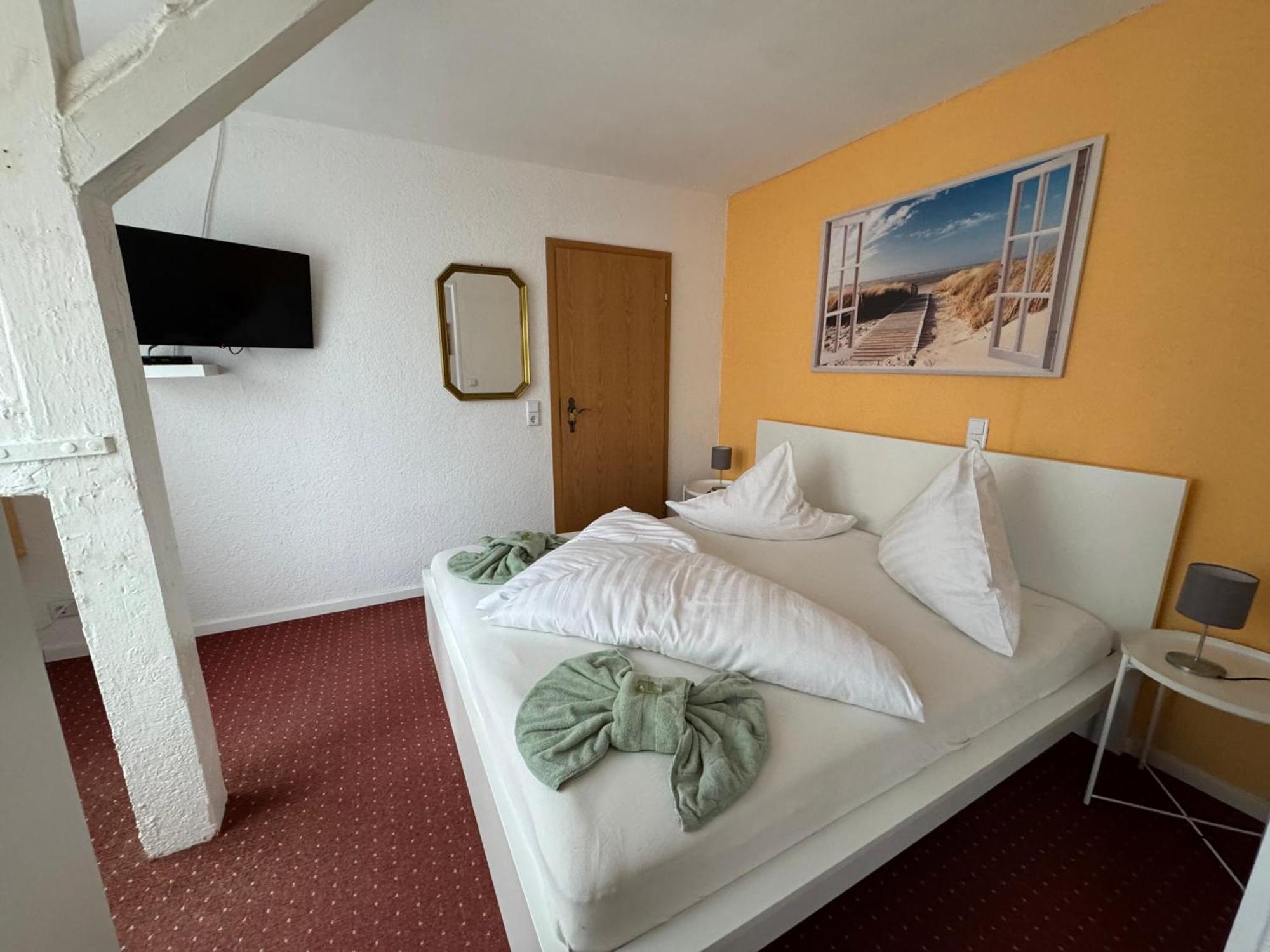 Hotel-Restaurant Christine 륍츠 외부 사진